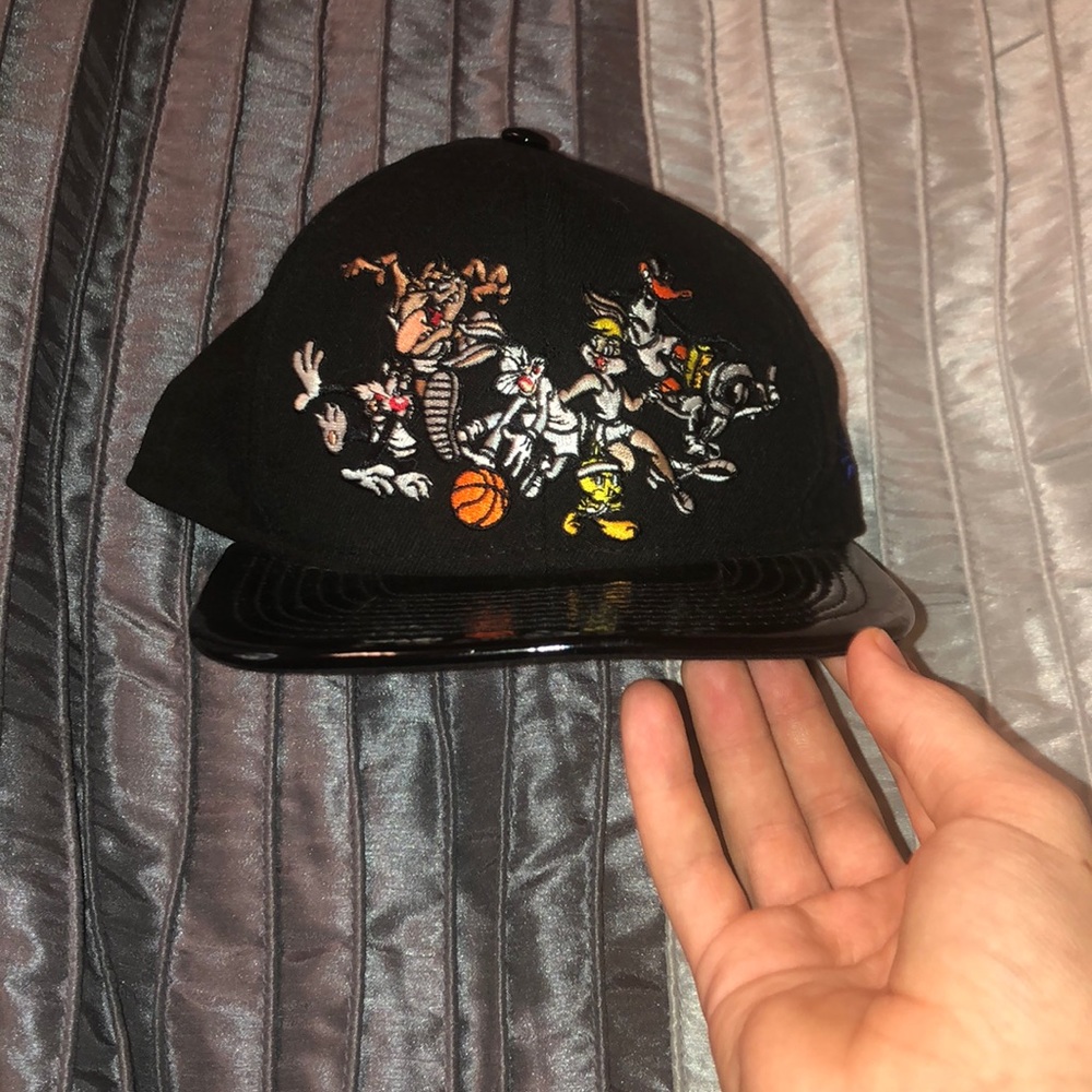 Looney Tunes Basketball Hat